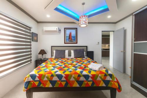 2BR condo at Kandi tower 2