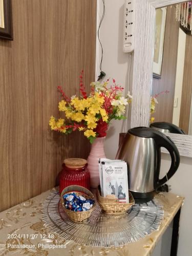 Benjamin's crib staycation