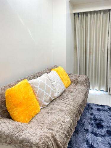 Oval Shore Residences 1BR by JBCo