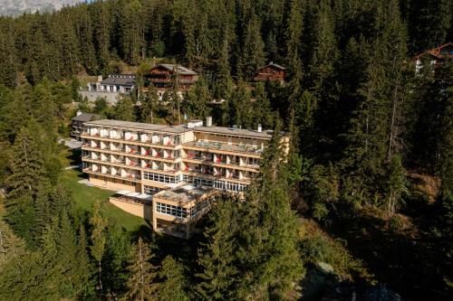 Crans-Montana Youth Hostel «Bella Lui»