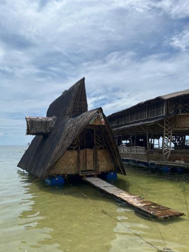 Bamboo Nest Beachfront