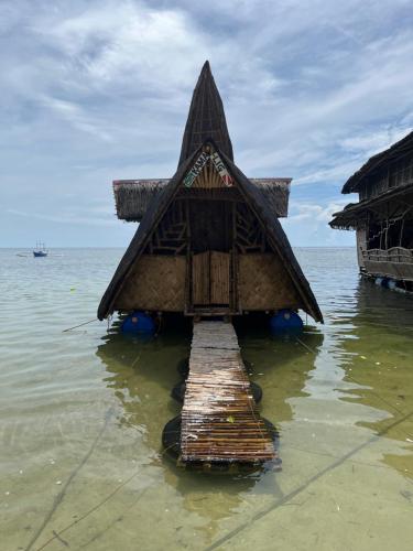 Bamboo Nest Beachfront