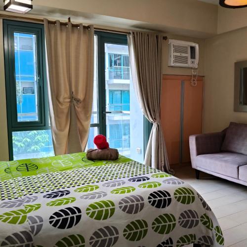 LDN Secret Crib 2F - Two Palm Tree Newport City