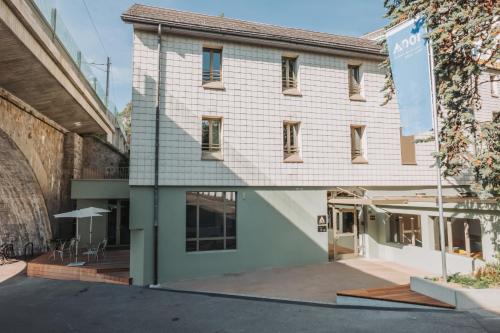 Montreux Youth Hostel