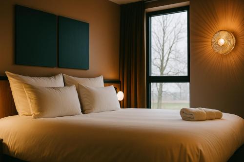 Out Of The Office (OFF)