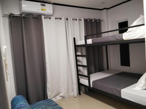 Aljay & Joan's Homestay