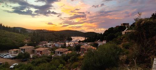 Edem Studios & Apartments