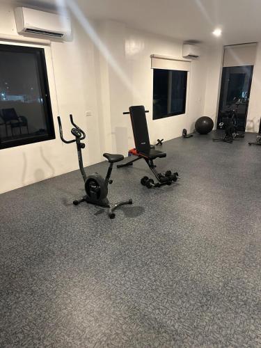 1BR Studio with WiFi and Pool Access