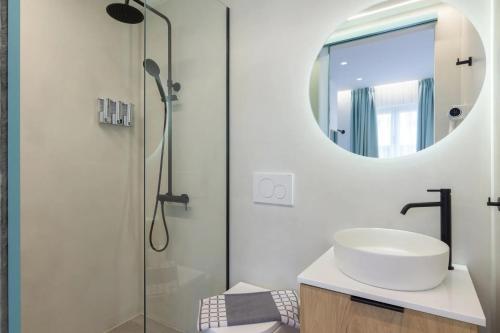 Athens Theatrou Apartments