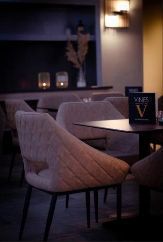 City Vibes Hotel & Bistro