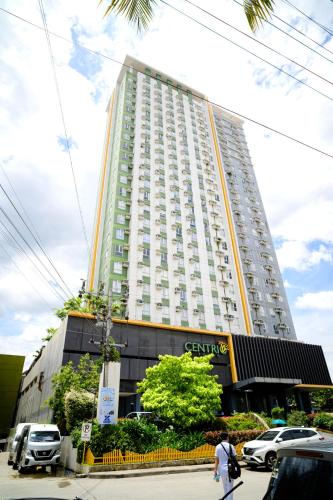 Centrio Tower Cozy 1 Bedroom with City View