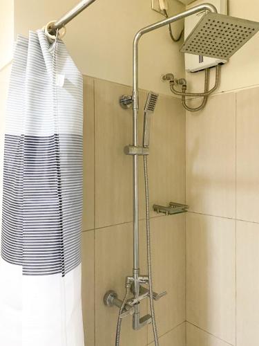 1BR- Axinite walking distance to MOA, PICC, SMX, Worldtrade near NAIA and Star City