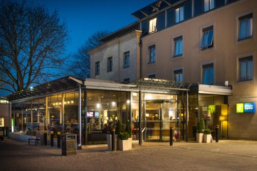 Holiday Inn Express Bath