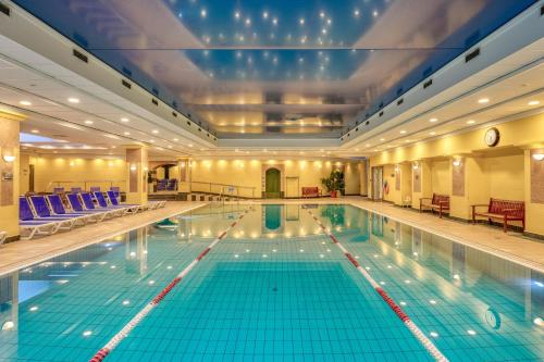 Ensana Grand Maragret Island Health Spa Hotel