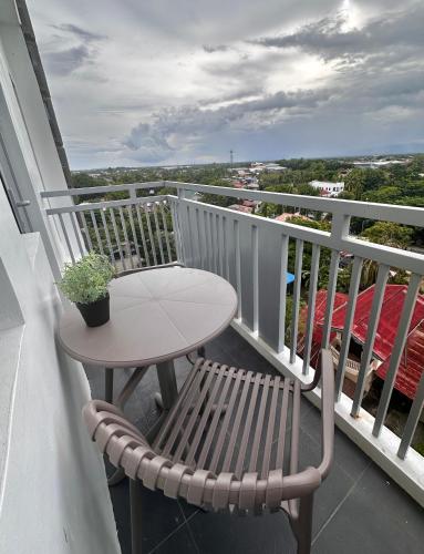 WV Tower 2 Condo Sage Unit