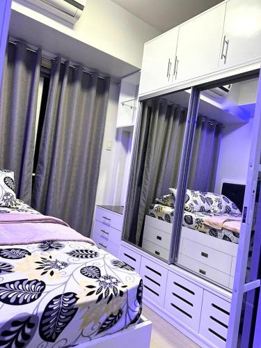 One-bedroom condo at Shell Residences