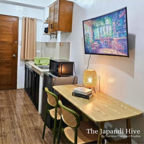 Cozy Condo AC Wi-Fi Netflix Ligao Natl Rd Rm 303