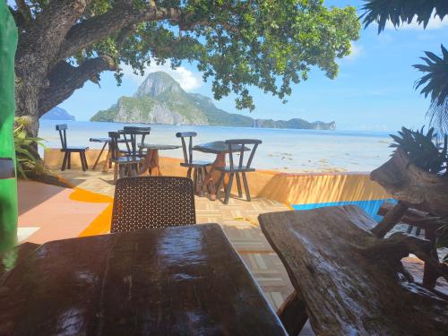 Hadefe Cottages Beach Front