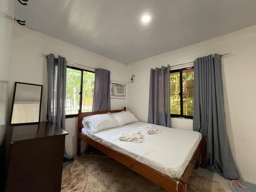 2BR spacious 600mbps 4 minutes walk to the beach