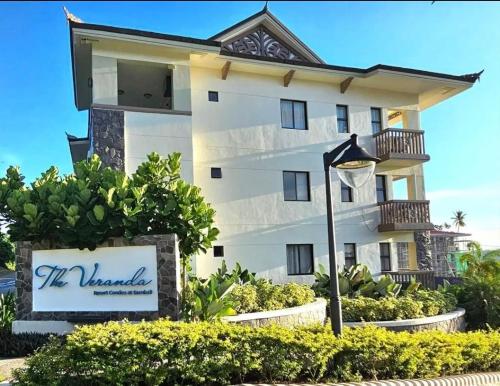 Kembali Condo Unit For Rent