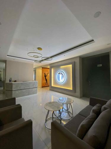 Furnished 1 Bed Room Opposite Robinsons Galleria