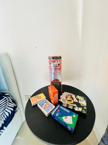 Scr AzureINetflixIBalconyIGames