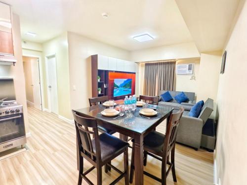 2606T4 Avida Riala IT Park 2 Bedroom Unit T4 55 Smart TV