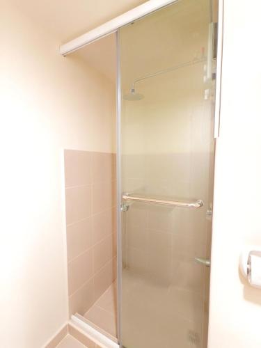 2606T4 Avida Riala IT Park 2 Bedroom Unit T4 55 Smart TV