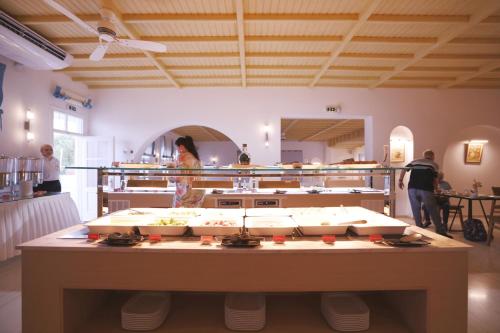 Poseidon Hotel & Suites