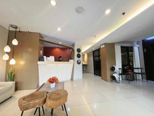 Travelbee Business Inn