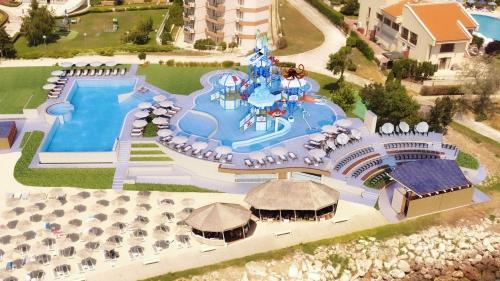 Royal Bay Resort