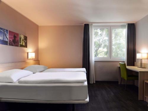 B&B HOTEL Krefeld-Süd