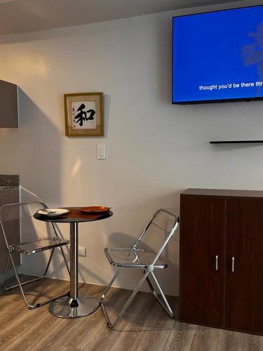 Layover Stays 3 mins to Cebu Mactan Airport with Pool and Gym