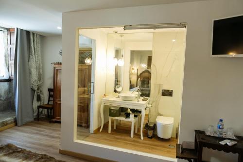 Solar Sampaio E Melo