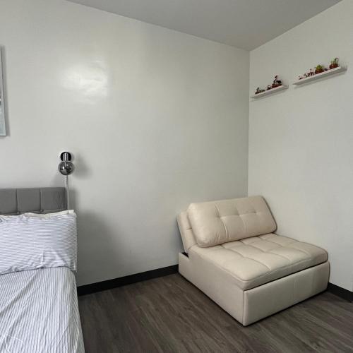 Great Ambience nearby food and entertainment outlet