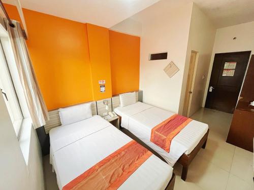 Travelbee Business Inn