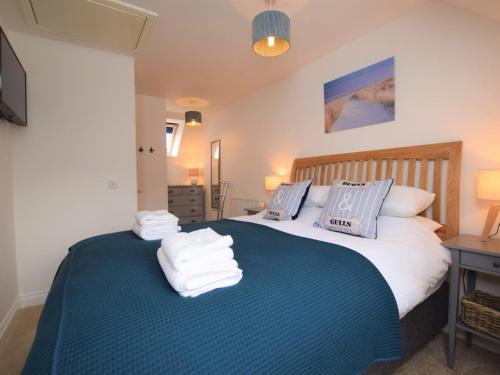 3 Bed in Westward Ho 74354