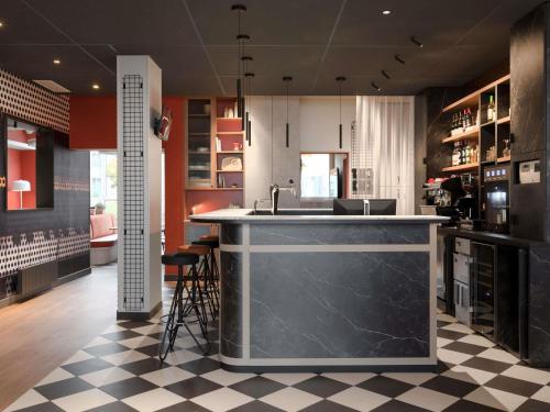 Hôtel ibis Paris Rueil-Malmaison