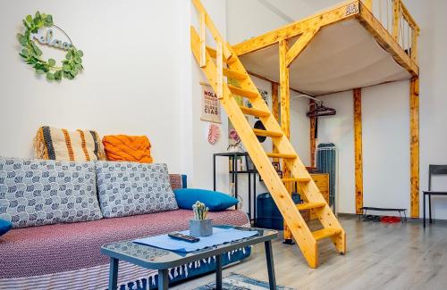 Vis-a-Vis Studio - Gara de Nord