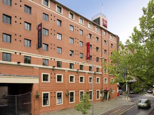 Ibis Sheffield City Hotel