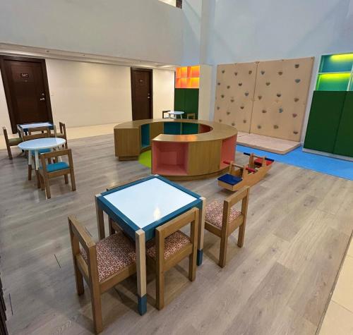 Contemporary Studio in IT Park 38 Park