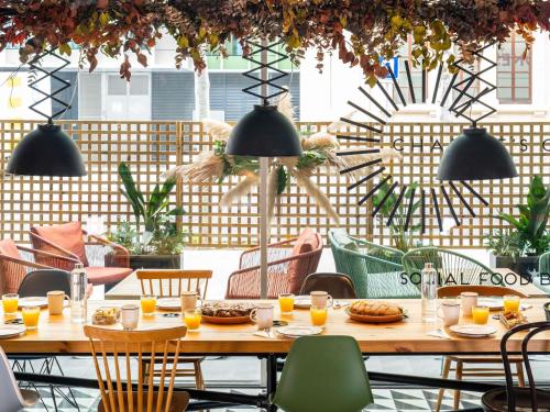 ibis Barcelona Pza Glories 22