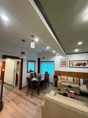 2 Separate Units, 1BR on 23rd flr and 3BR Penthouse on 41st flr in Manila, Near SLEC, US Embassy, Mall and Parks with Excellent View