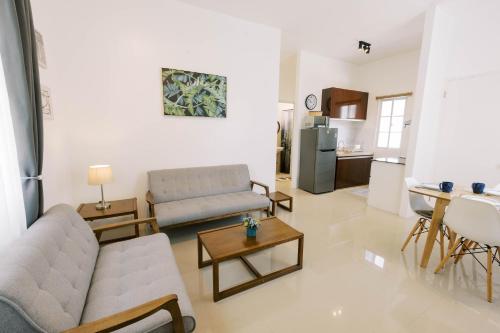 Casa Mik - Bohol Staycation