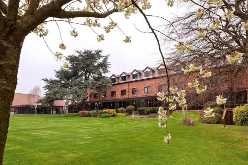 Mercure Hull Grange Park Hotel