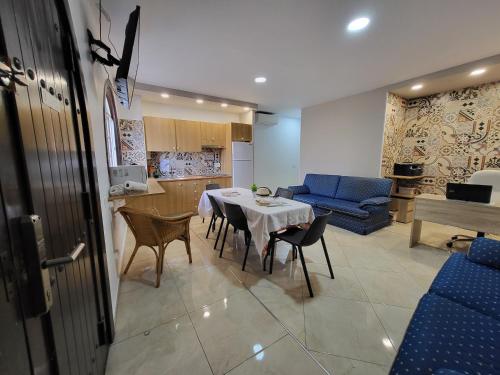 LAS 7 ISLAS, BARRANCO DE ADEJE