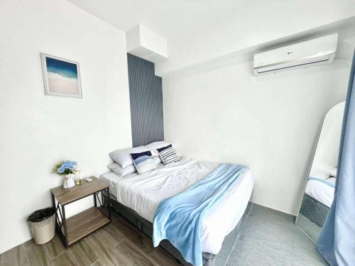 The Coastal Cove - One Bedroom Apartment