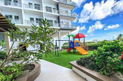 The Coastal Cove - One Bedroom Apartment