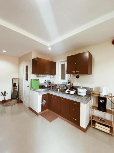 SafeHouse Elyu Transient House