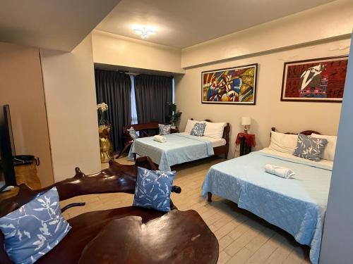 Cozyvilla at 81 Newport Blvd walk to NAIA T3 Marriott & Resorts World Casino & Newport Mall for 5 Pax FREE PARKING!!!